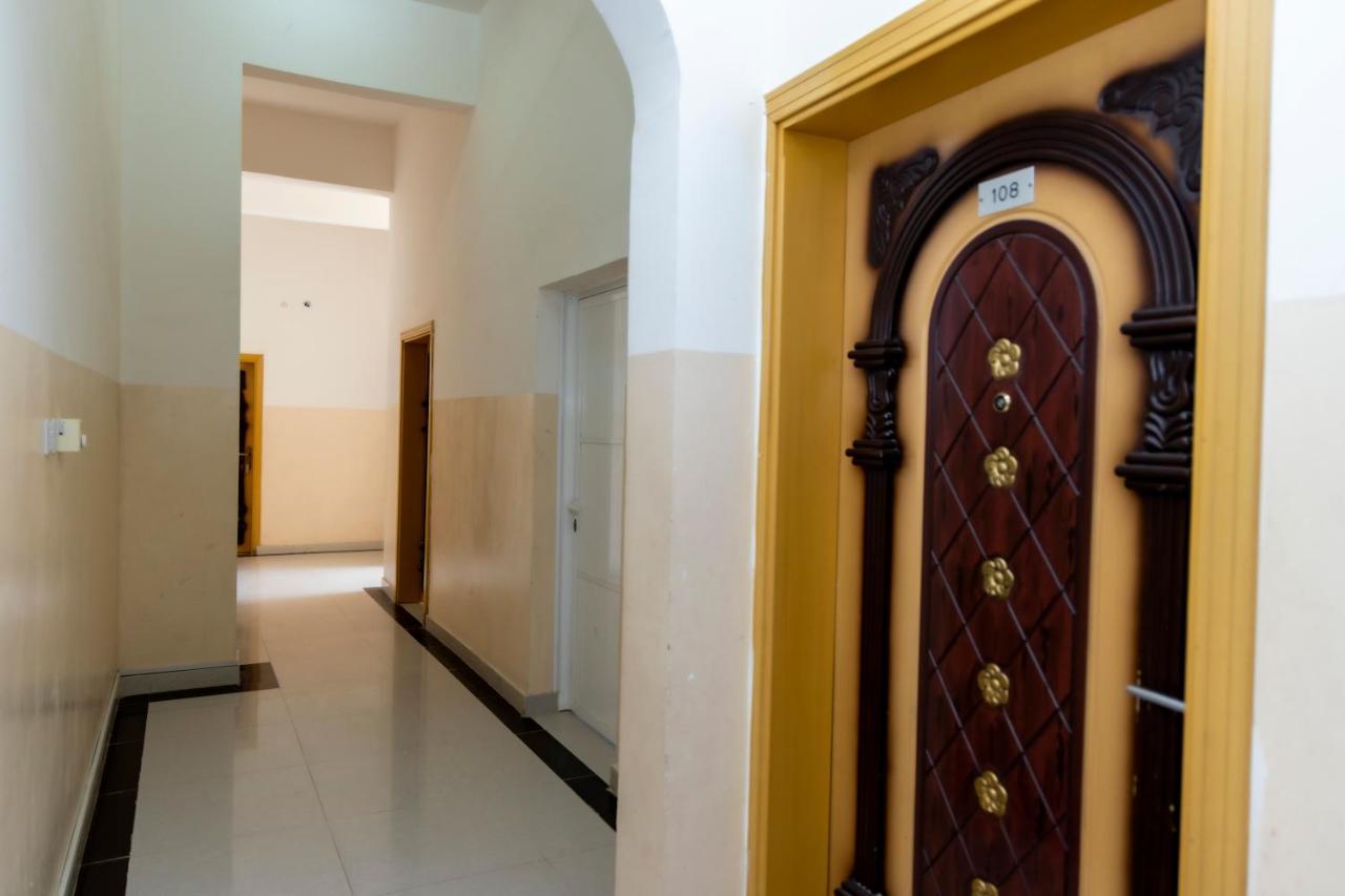 Arabian Sands Hotel فندق الرمال العربية Haima Экстерьер фото