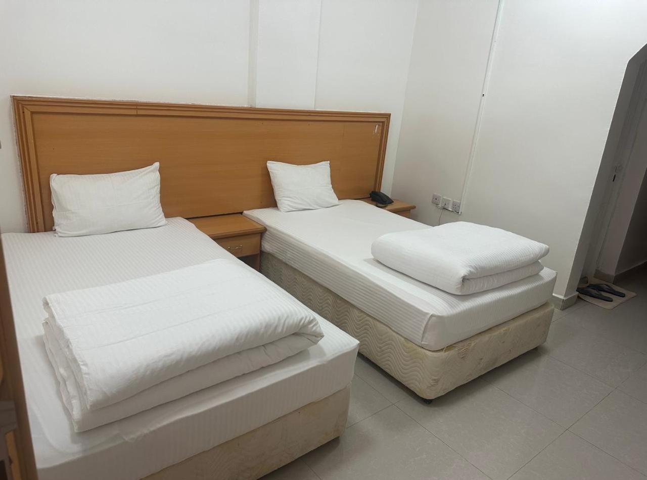 Arabian Sands Hotel فندق الرمال العربية Haima Экстерьер фото