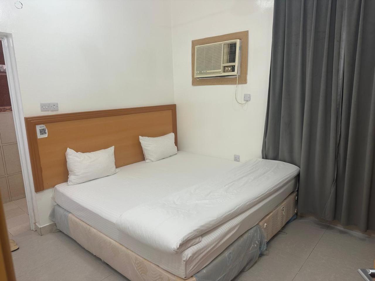 Arabian Sands Hotel فندق الرمال العربية Haima Экстерьер фото
